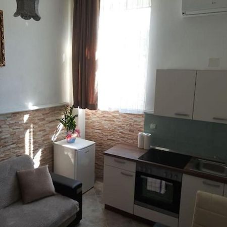 Apartment Niva Spalato Esterno foto
